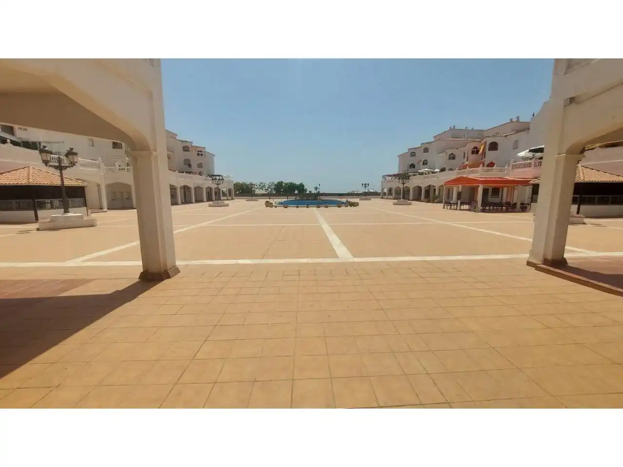 Vista exterior de Piso en venta en Benalmádena con Aire acondicionado, Terraza y Trastero