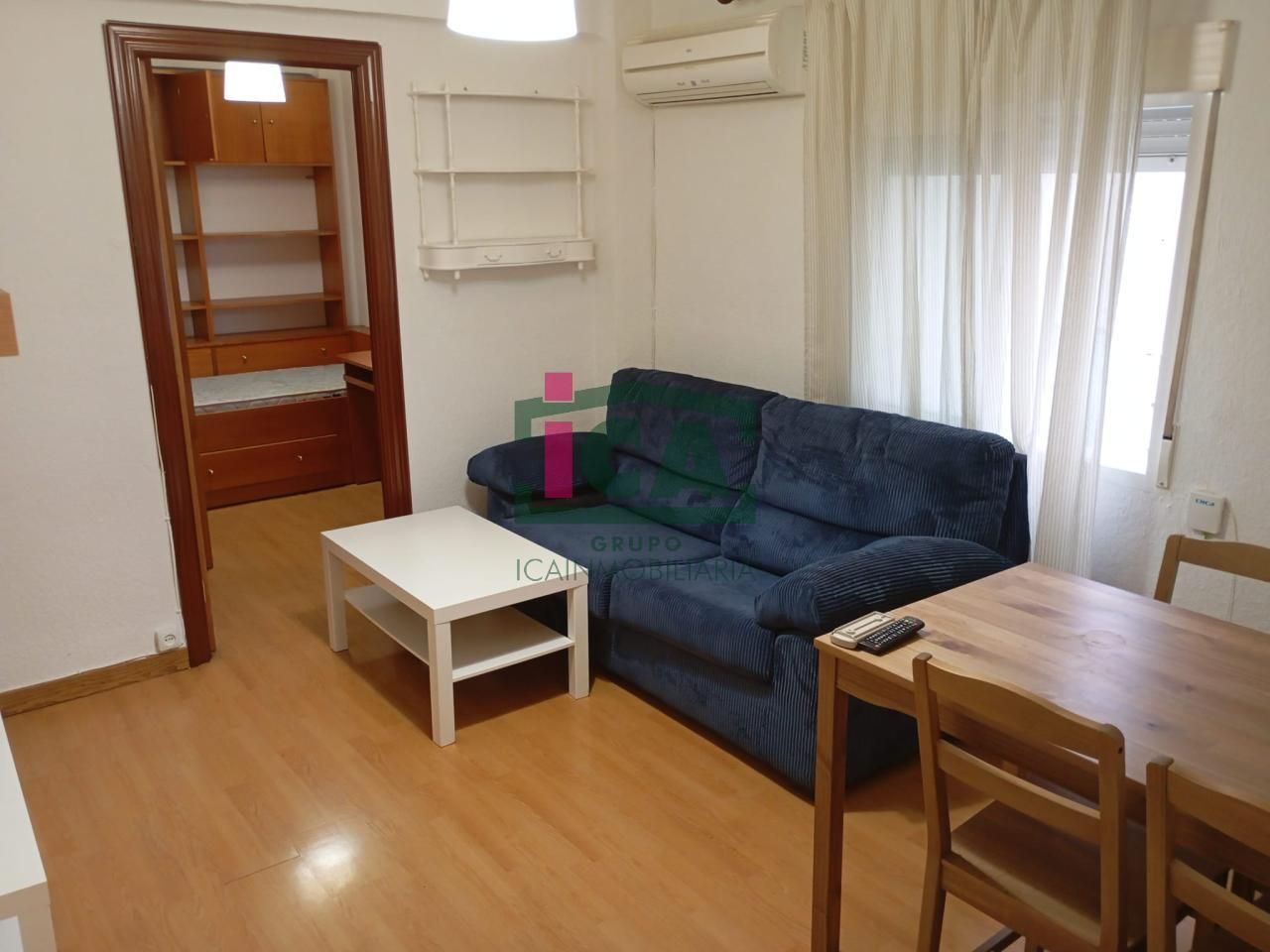 Sala de estar de Apartamento de alquiler en Cáceres Capital con Aire acondicionado y Amueblado