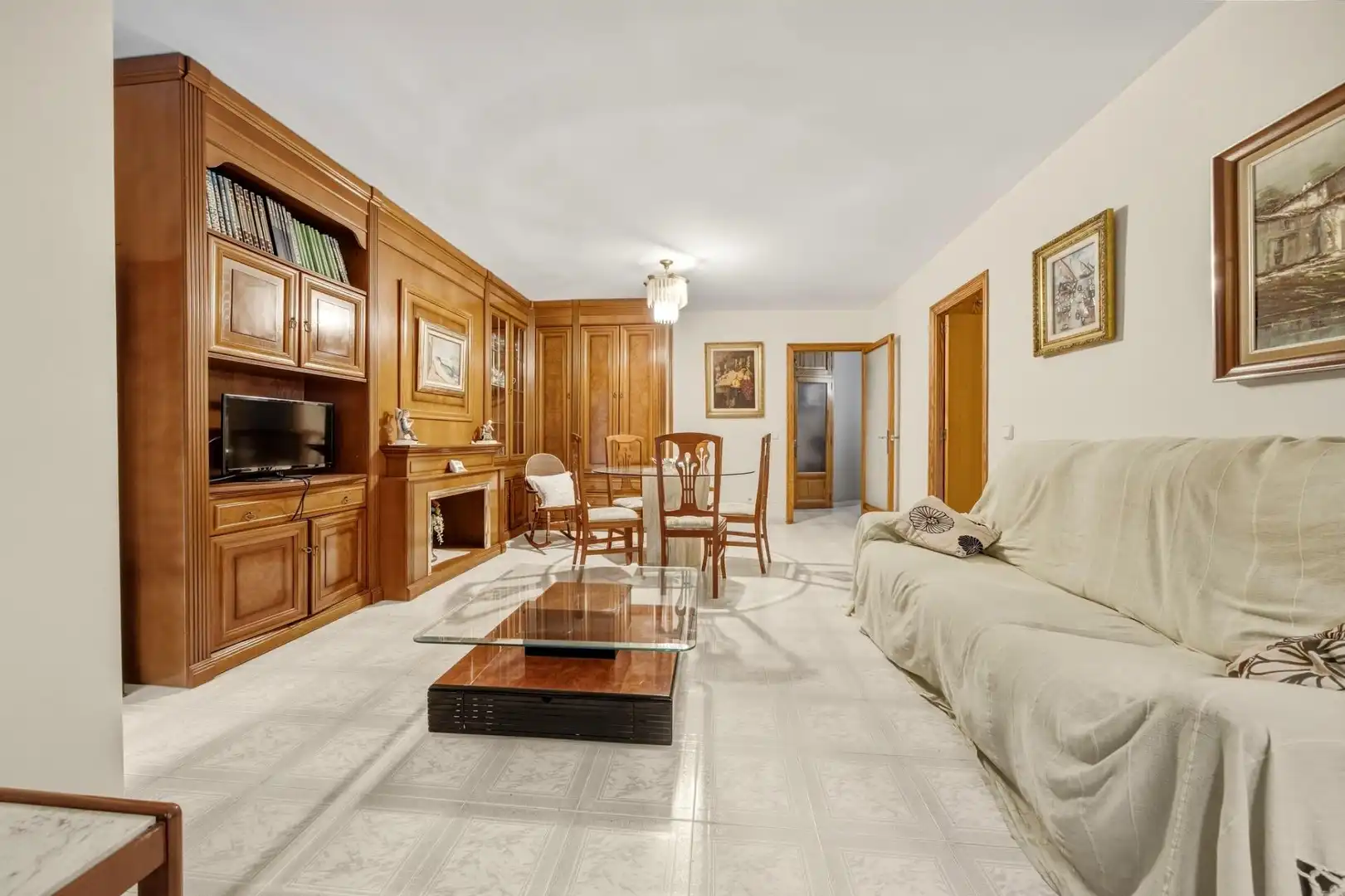 Bajo con terraza en venta en Carrer d'Indalecio Prieto, imagen 4