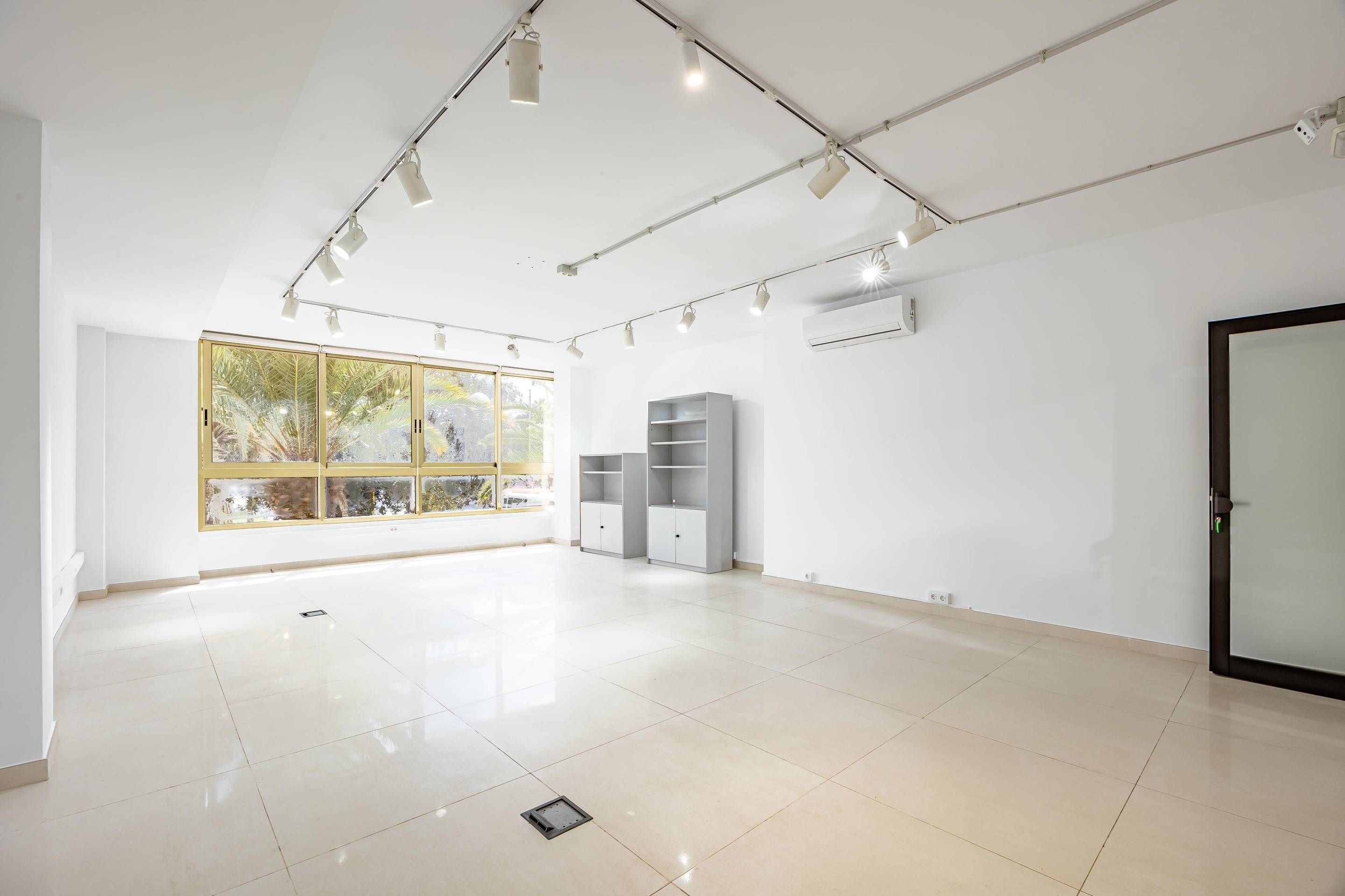 Oficina de lloguer en Las Palmas de Gran Canaria amb Aire condicionat