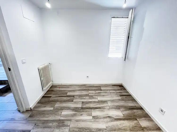 Piso en venta en Madrid con Calefacción, Lavadora y Microondas