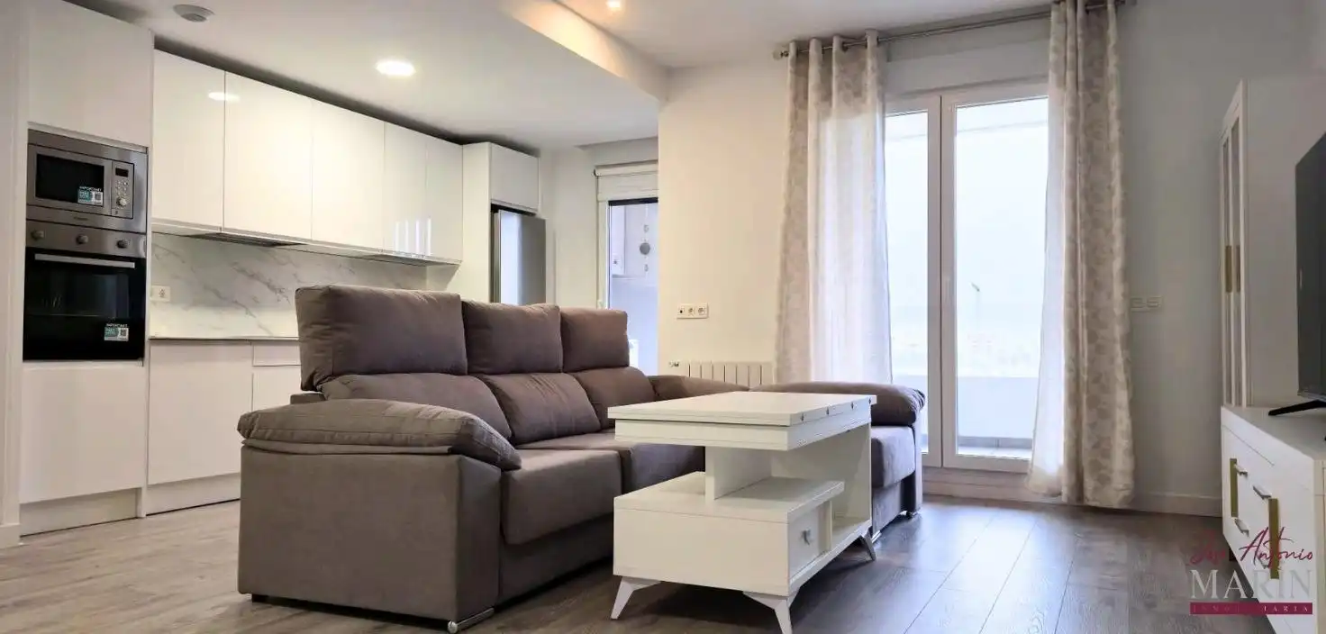 Study for rent in Avenida Elvas