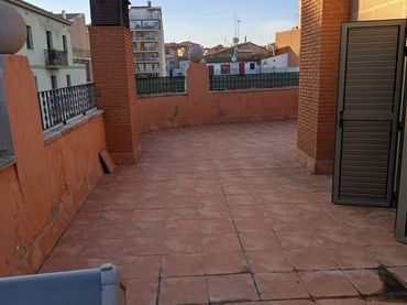 Apartment with lift for sale in Rambla Ferran
