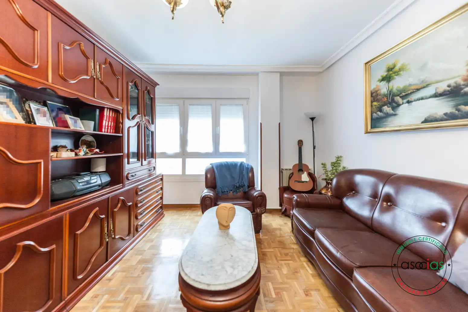 Sala de estar de Piso en venta en Gijón  con Parquet y Trastero