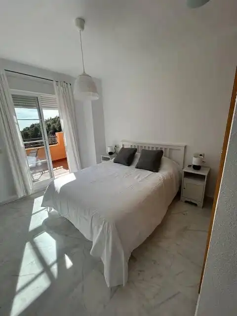 Habitación de Ático de alquiler en Fuengirola con Aire acondicionado, Terraza y Trastero