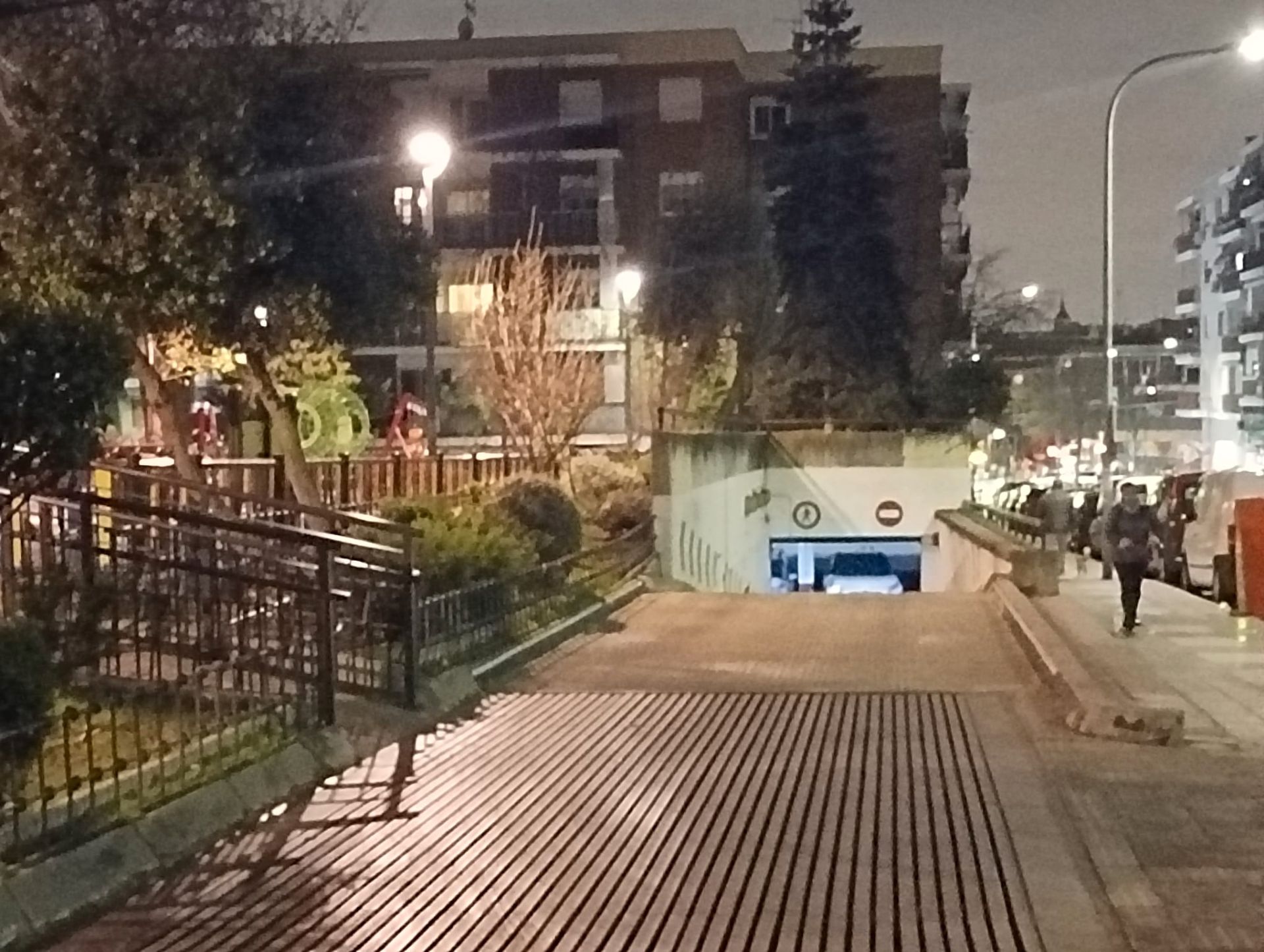 Vista exterior de Garatge de lloguer en San Sebastián de los Reyes