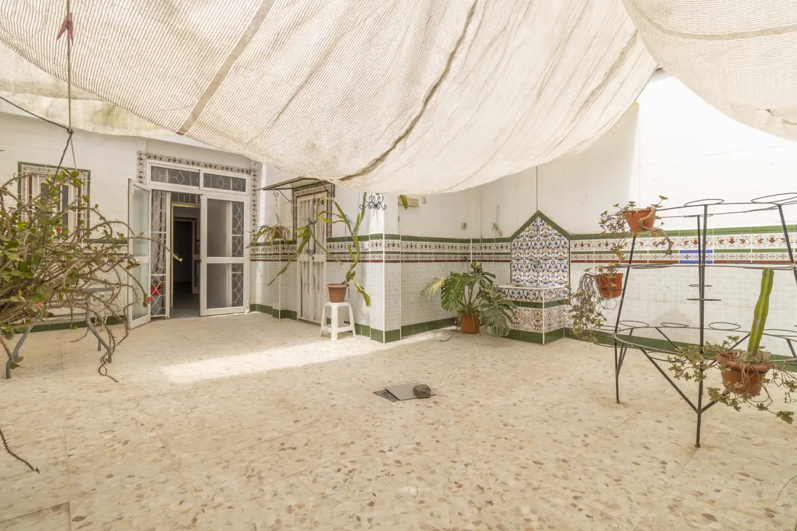 Terrace of Detached homes for sale in Sevilla  with Air Conditioner, Terrace and Balcony
