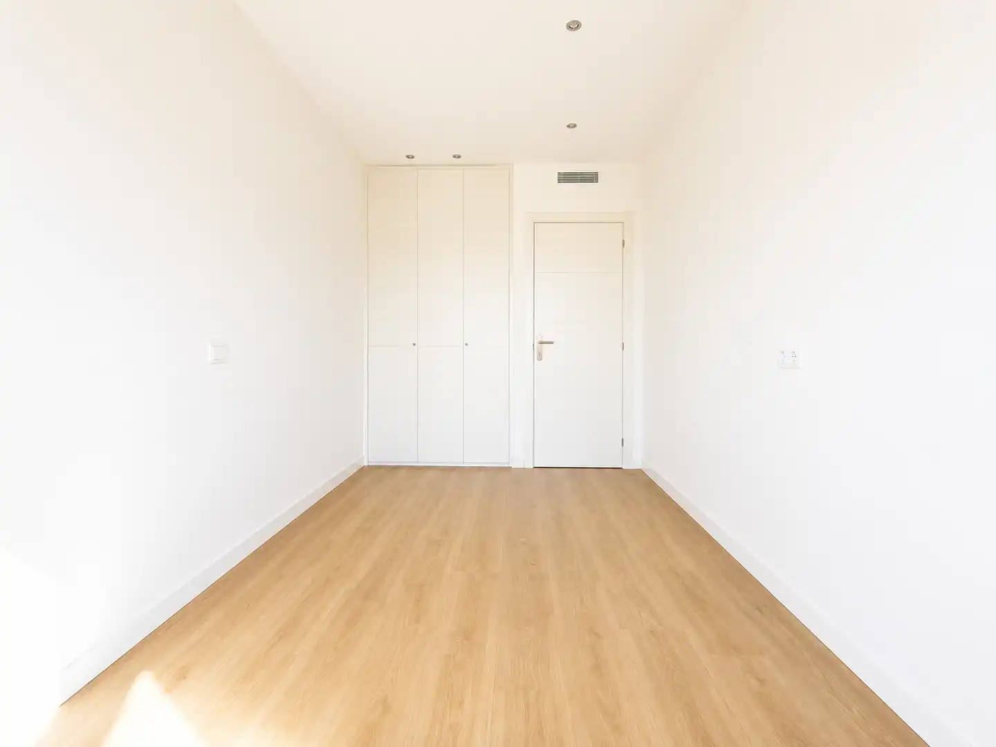 Bedroom of Flat for sale in Barcelona  with Balcony