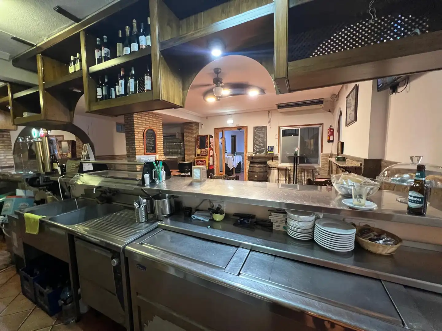 Business premises for transfer in Torres de la Alameda, imagen 4