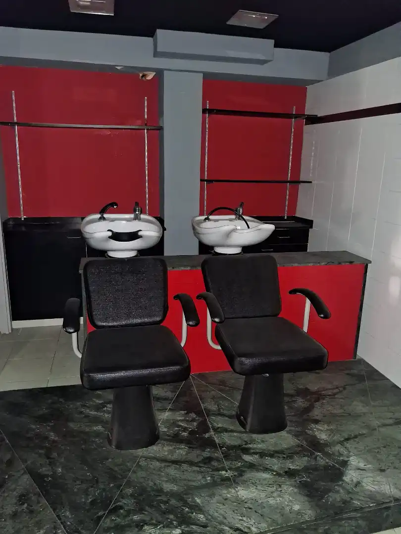 Local comercial en venta en Carrer del Pantà 69, imagen 30