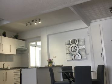 Bajo con ascensor en venta en Calle de Ramiro Maeztu 12