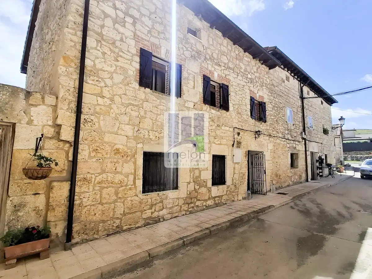 Vista exterior de Casa o chalet en venta en Valle de las Navas