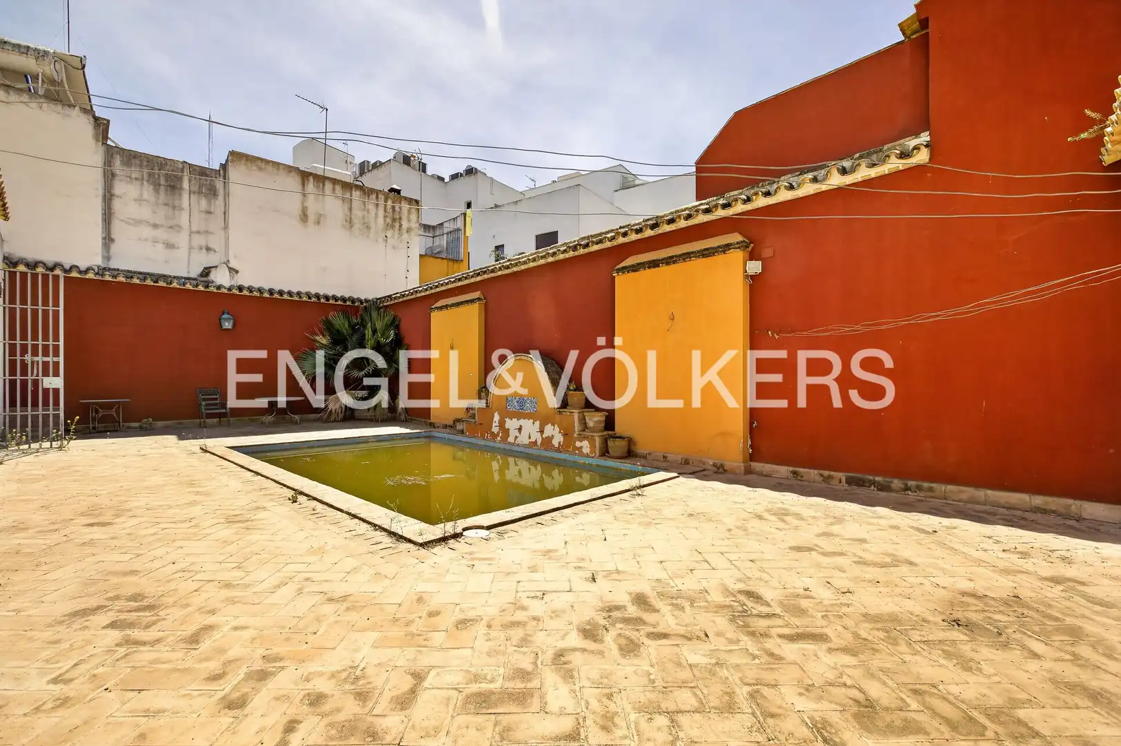 Vista exterior de Casa o chalet en venta en Écija con Aire acondicionado, Calefacción y Jardín privado