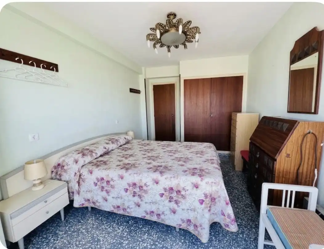 Habitación de Piso en venta en Santa Pola con Aire acondicionado y Balcón