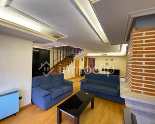 Living room of Single-family semi-detached for sale in Salamanca Capital