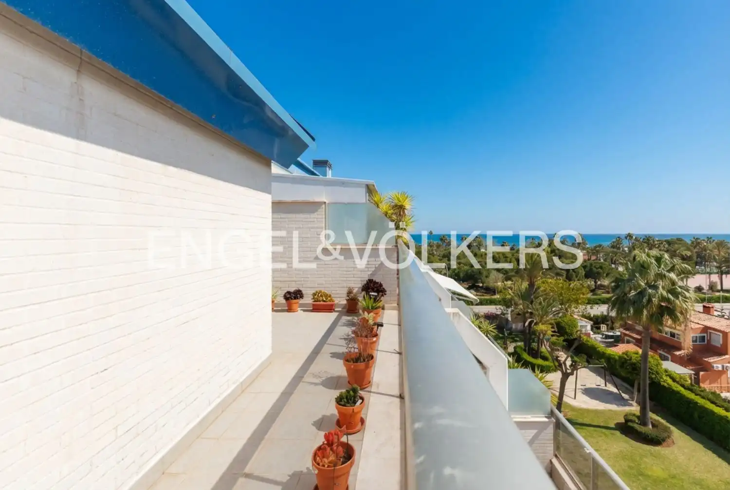 Terraza de Ático en venta en Dénia con Aire acondicionado, Calefacción y Jardín privado