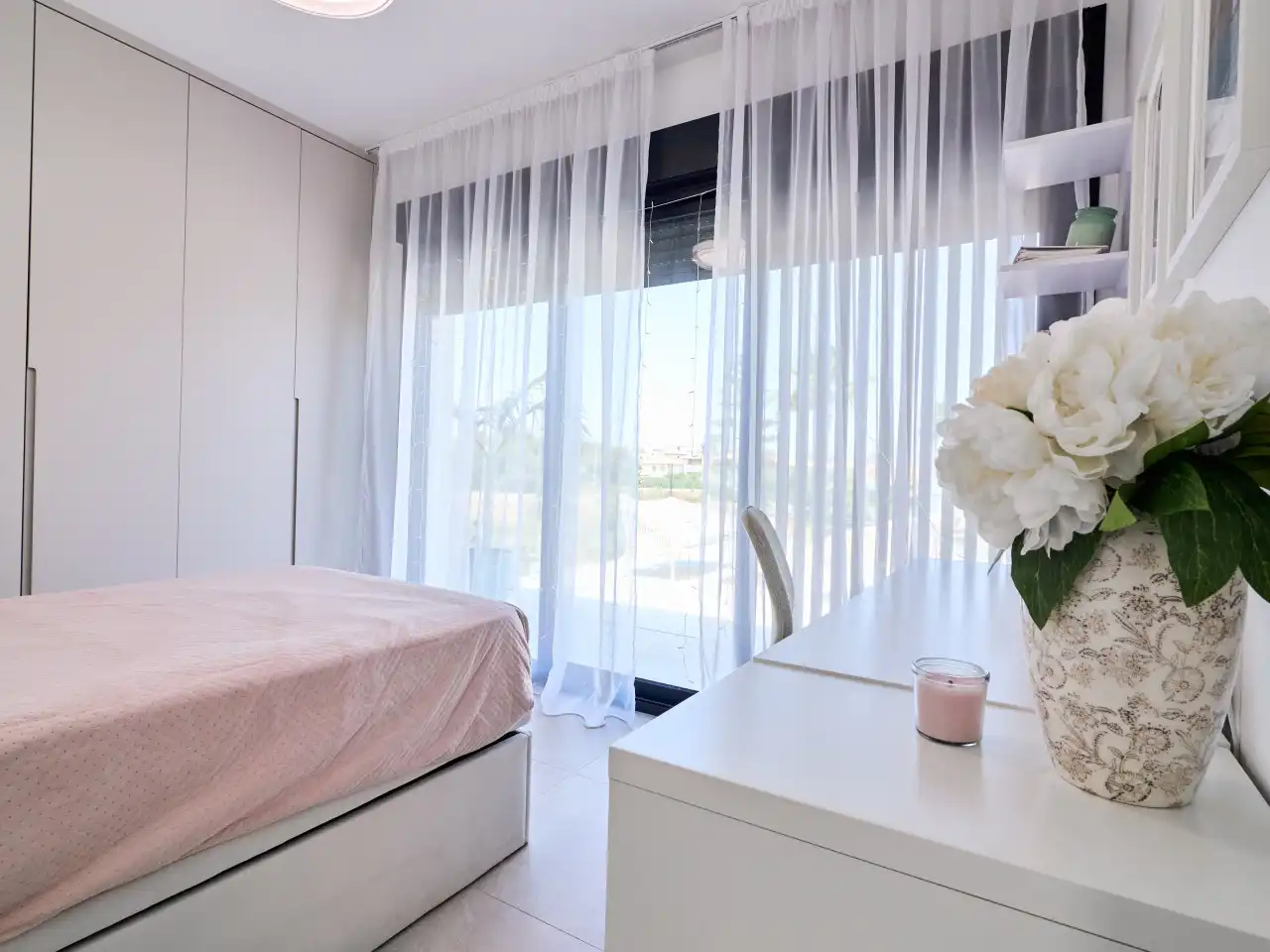 Habitación de Casa o chalet en venta en Orihuela con Aire acondicionado, Calefacción y Jardín privado
