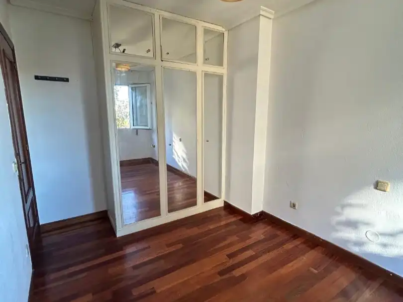 Bedroom of Flat for sale in Camargo  with Balcony