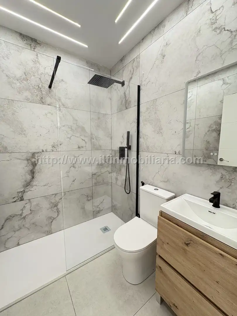 Baño de Ático en venta en  Palma de Mallorca con Aire acondicionado, Calefacción y Terraza