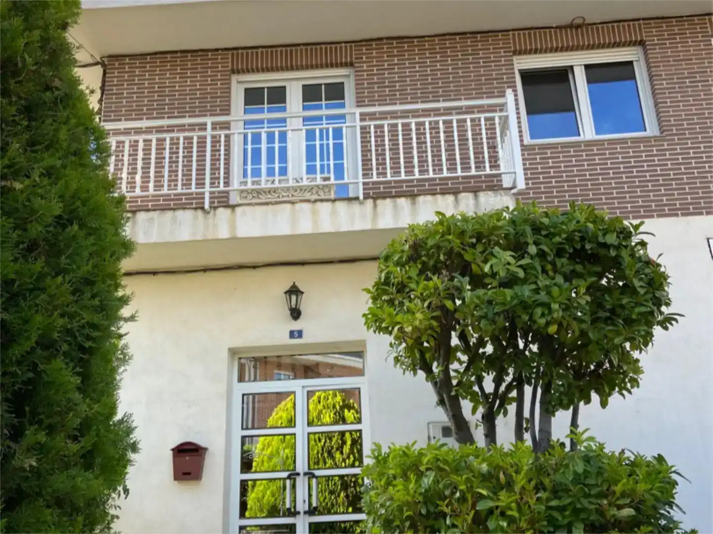 Vista exterior de Casa o chalet en venta en Camponaraya con Balcón