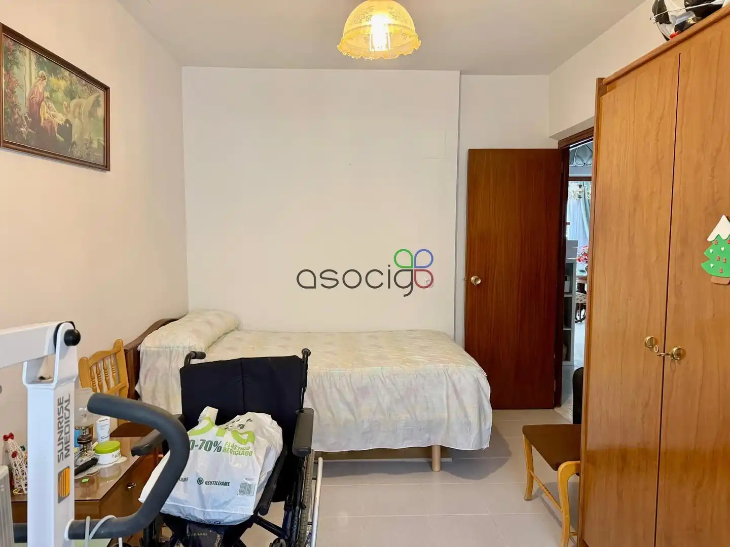 Dormitori de Casa adosada en venda en Marchamalo amb Calefacció, Jardí privat i Terrassa