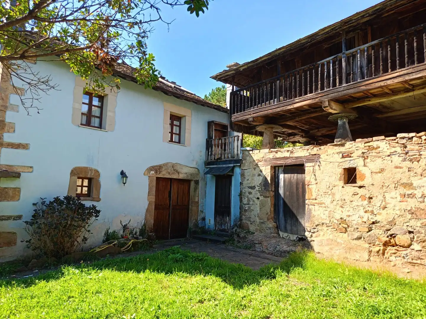 Houses for sale in Valdés - Luarca