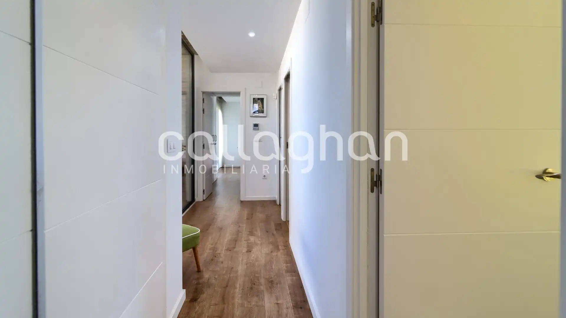 Houses for sale in L'Eliana  with Air Conditioner, Heating and Private garden