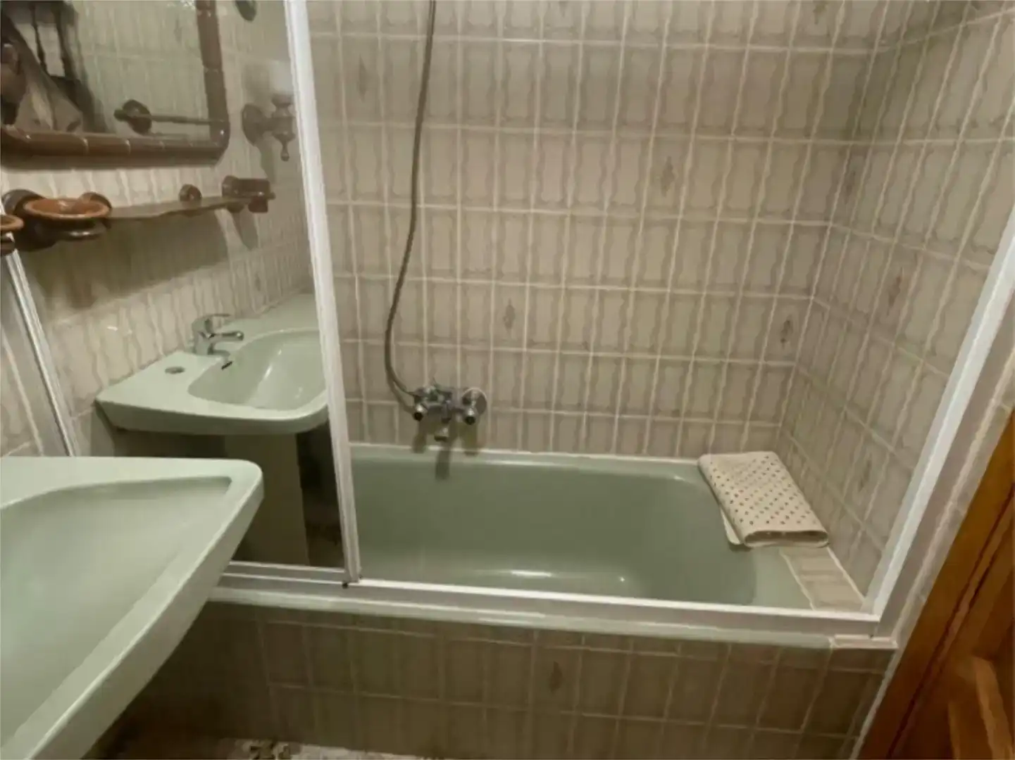 Baño de Piso en venta en Viana do Bolo con Parquet y Balcón