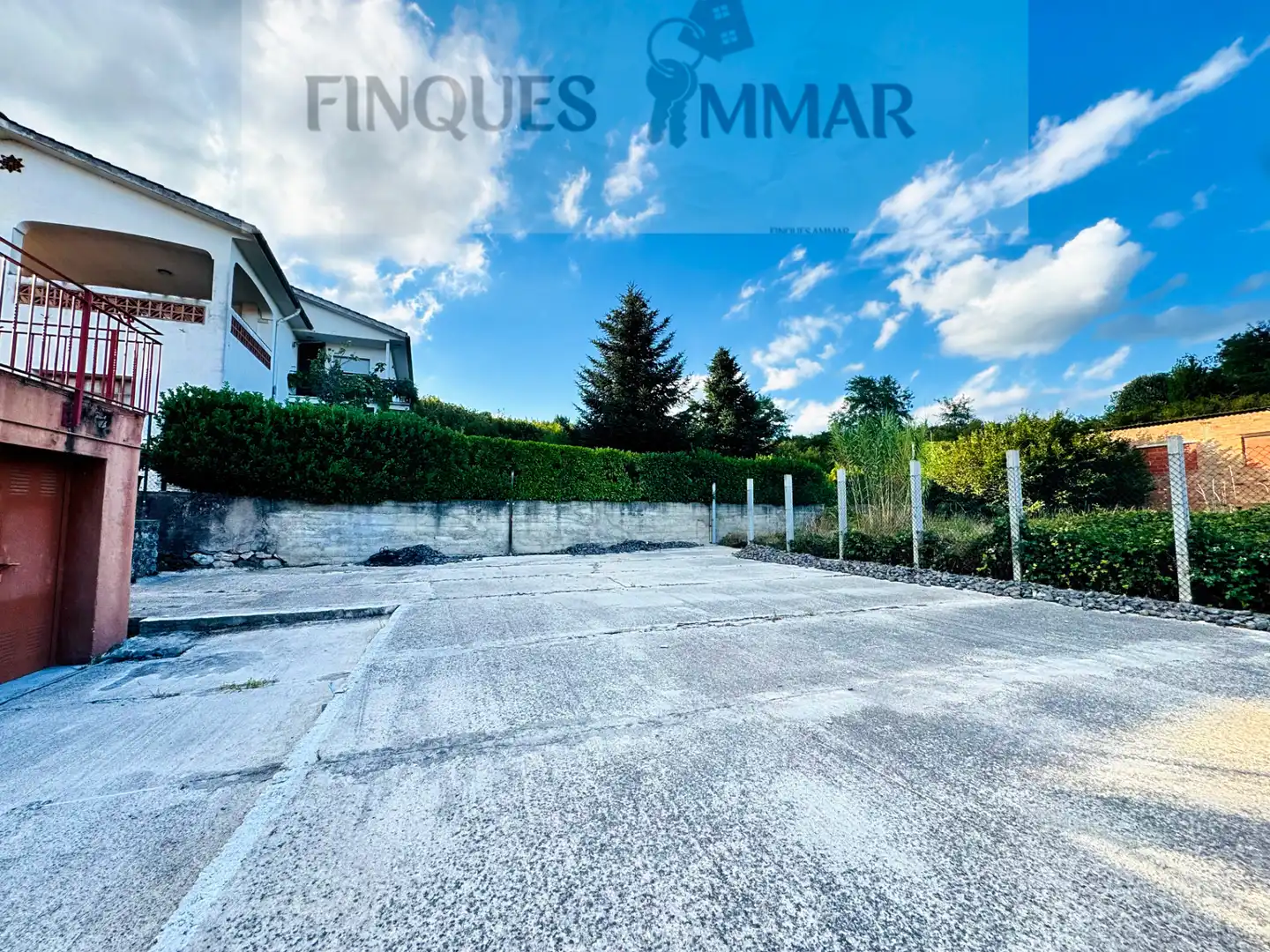 Vista exterior de Casa o chalet en venta en Les Planes d'Hostoles con Jardín privado, Terraza y Balcón