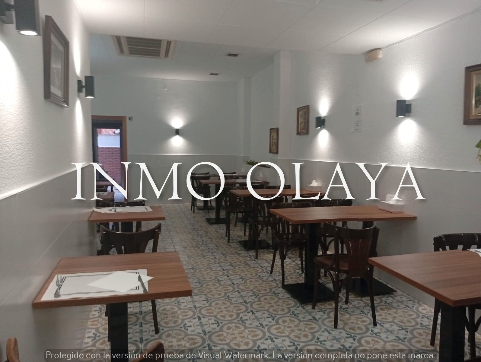 Premises for sale in El Prat de Llobregat  with Air Conditioner, Terrace and Furnished