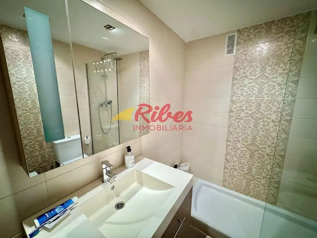Bathroom of Attic for sale in Cullera  with Air Conditioner and Heating