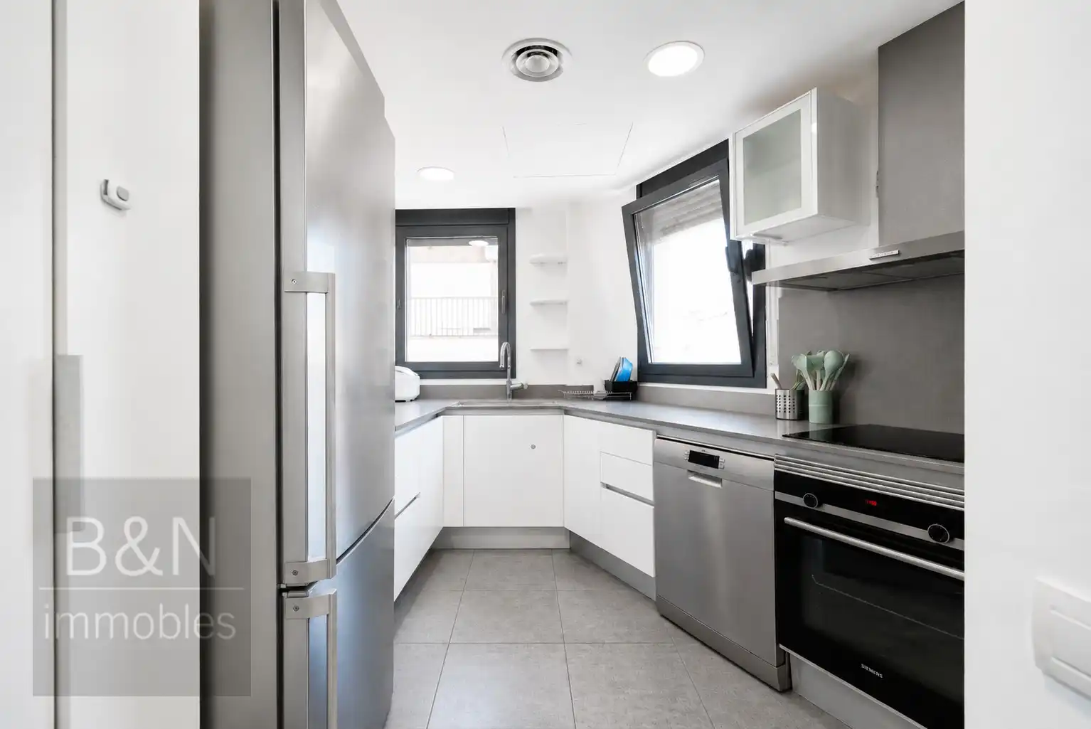Cocina de Dúplex en venta en Terrassa con Aire acondicionado, Calefacción y Terraza