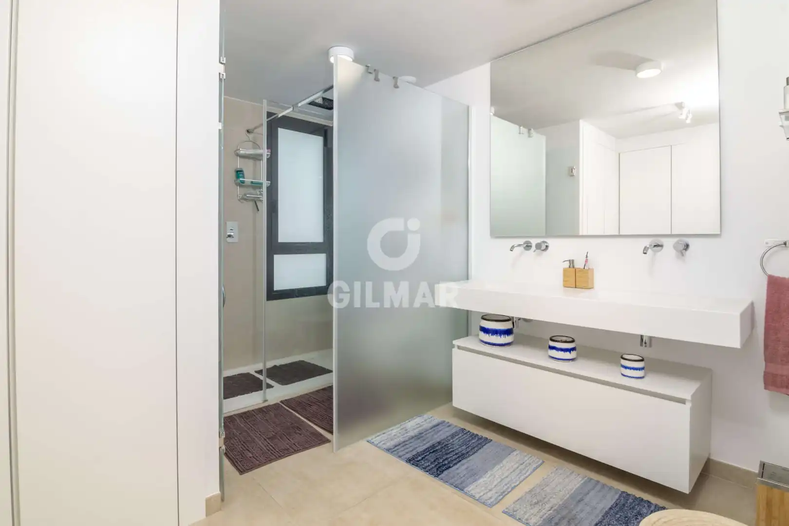 Bany de Apartament en venda en Estepona amb Calefacció, Traster i Piscina