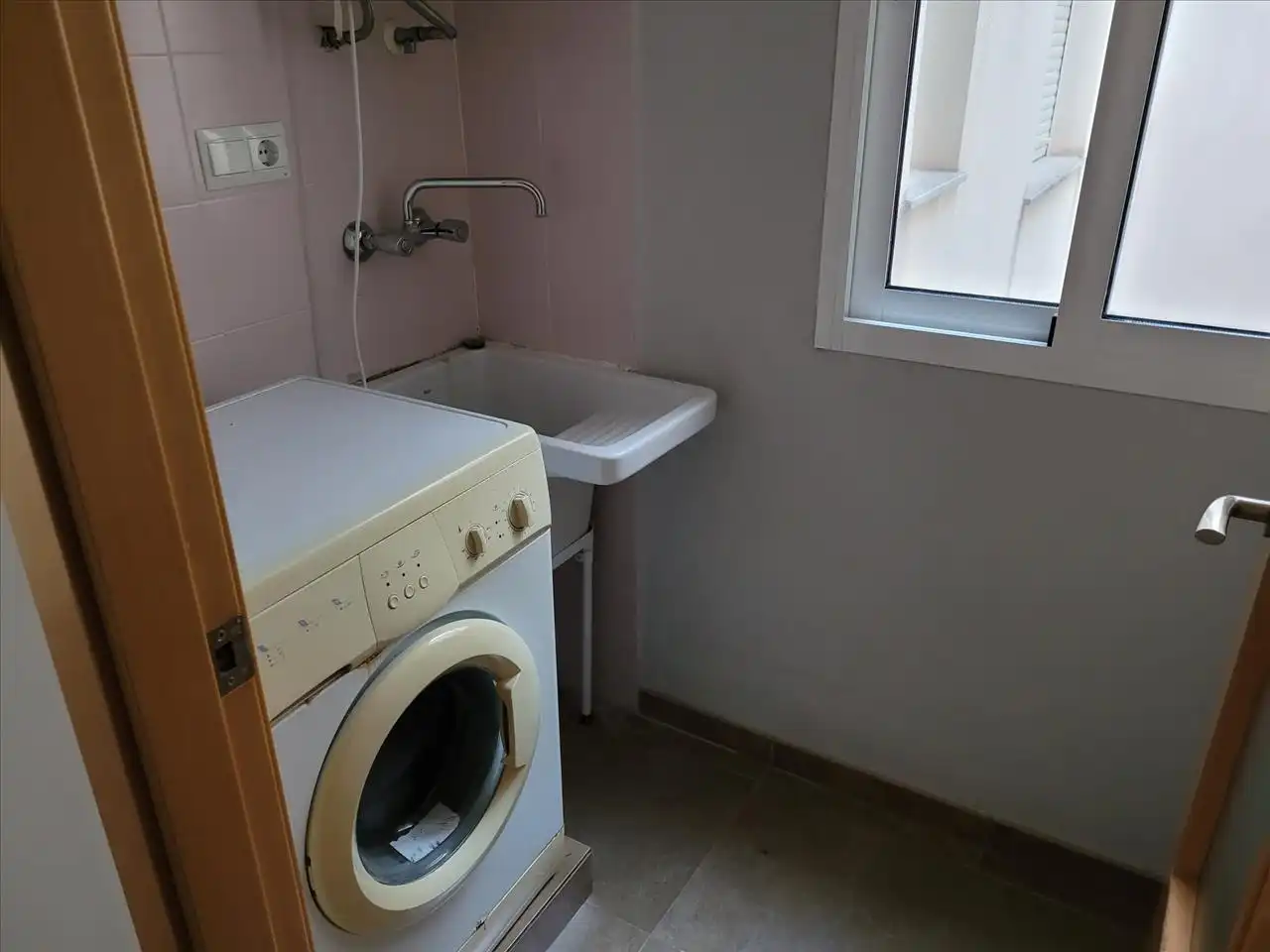 Flat for sale in LA FUENTE, Navarrés