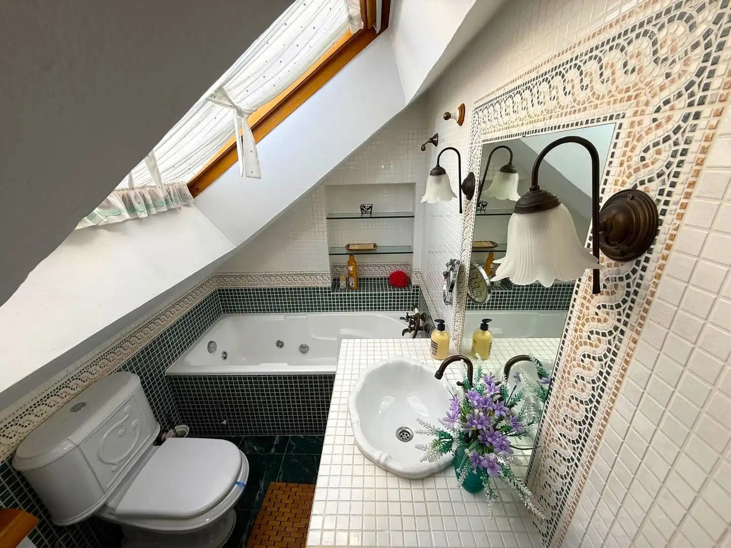 Baño de Casa o chalet en venta en Gijón  con Calefacción, Terraza y Piscina
