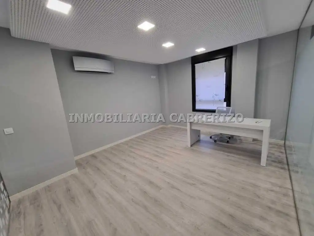 Büro zum Verkauf in  Logroño mit Klimaanlage, Heizung und Möbliert