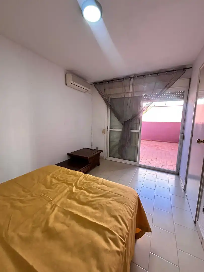 Habitación de Dúplex en venta en Sevilla con Aire acondicionado, Calefacción y Terraza