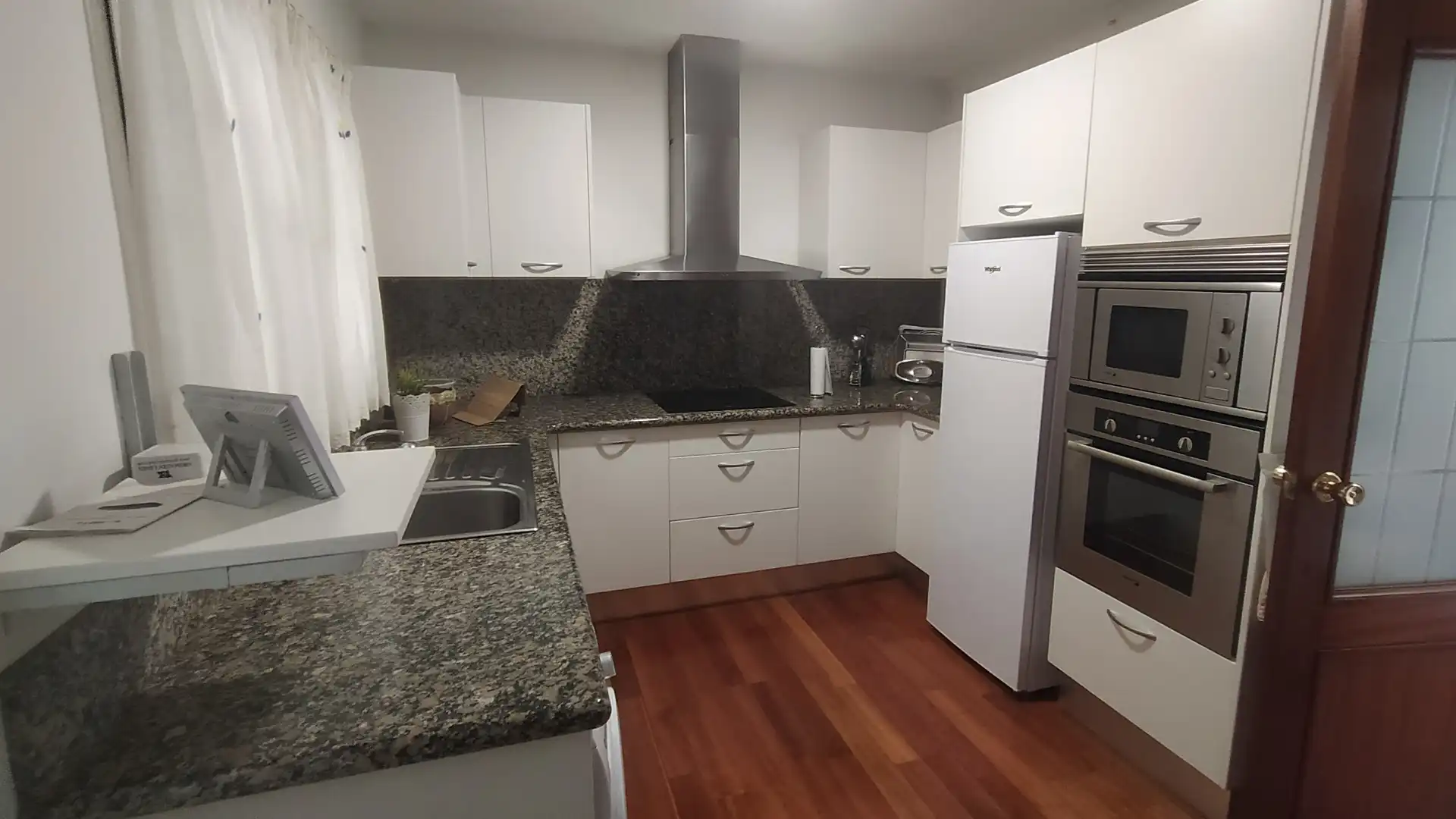 Cocina de Piso en venta en Valencia con Aire acondicionado y Balcón