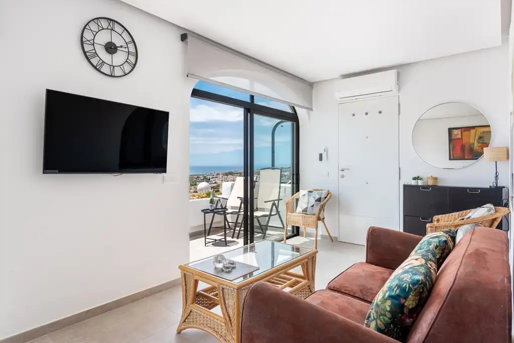 Apartamento con piscina en venta en Riviera del Sol, imagen 9