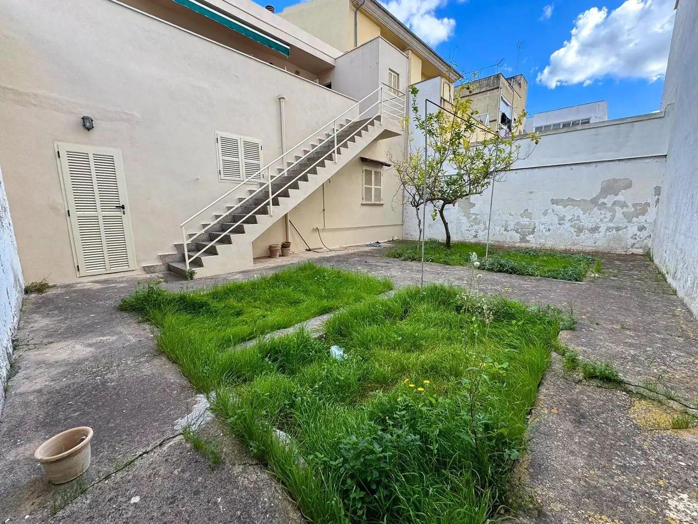 Exterior view of Commercial properties for sale in Inca
