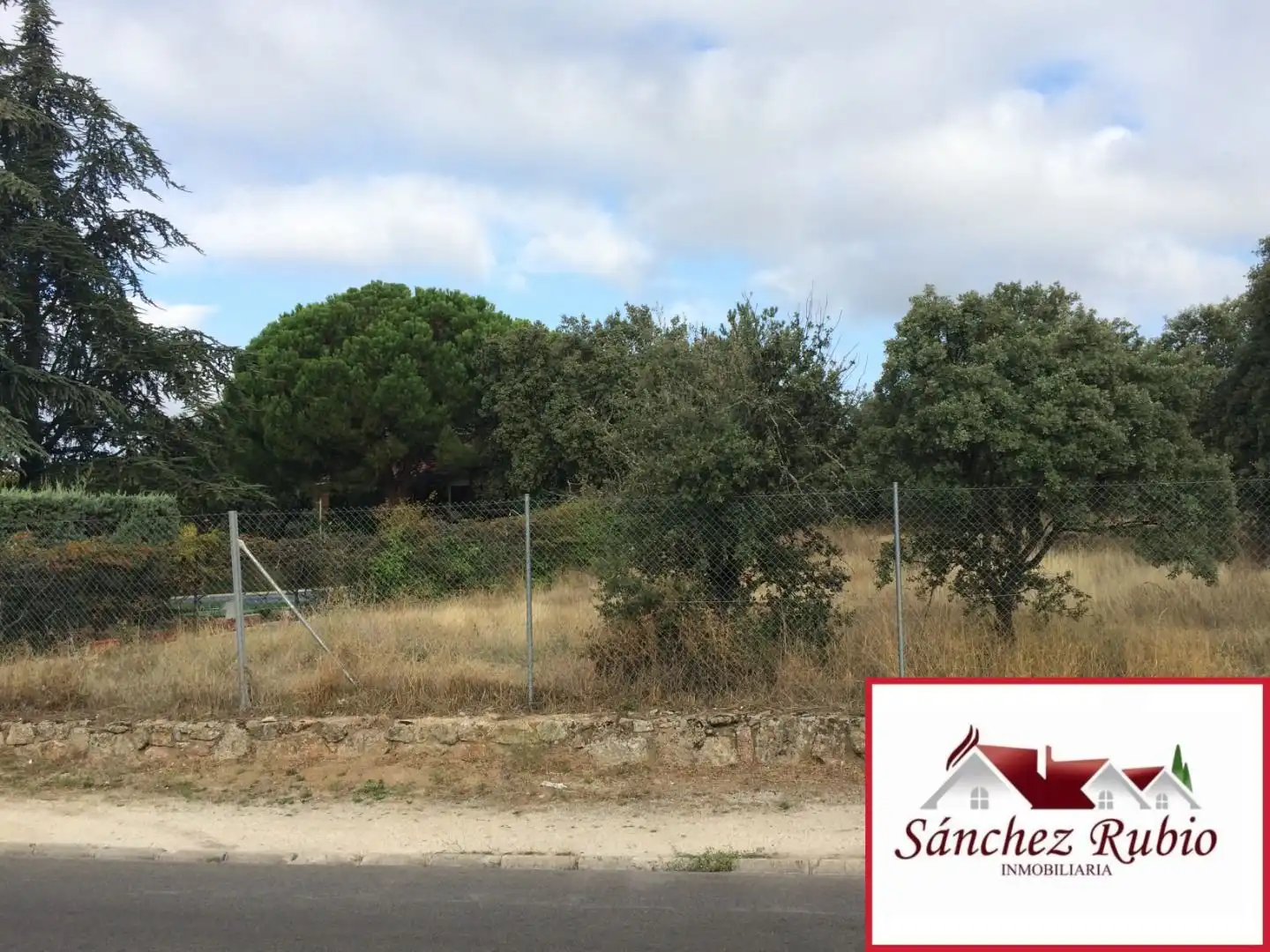 Terreno residencial en venta en Hoyo de Manzanares