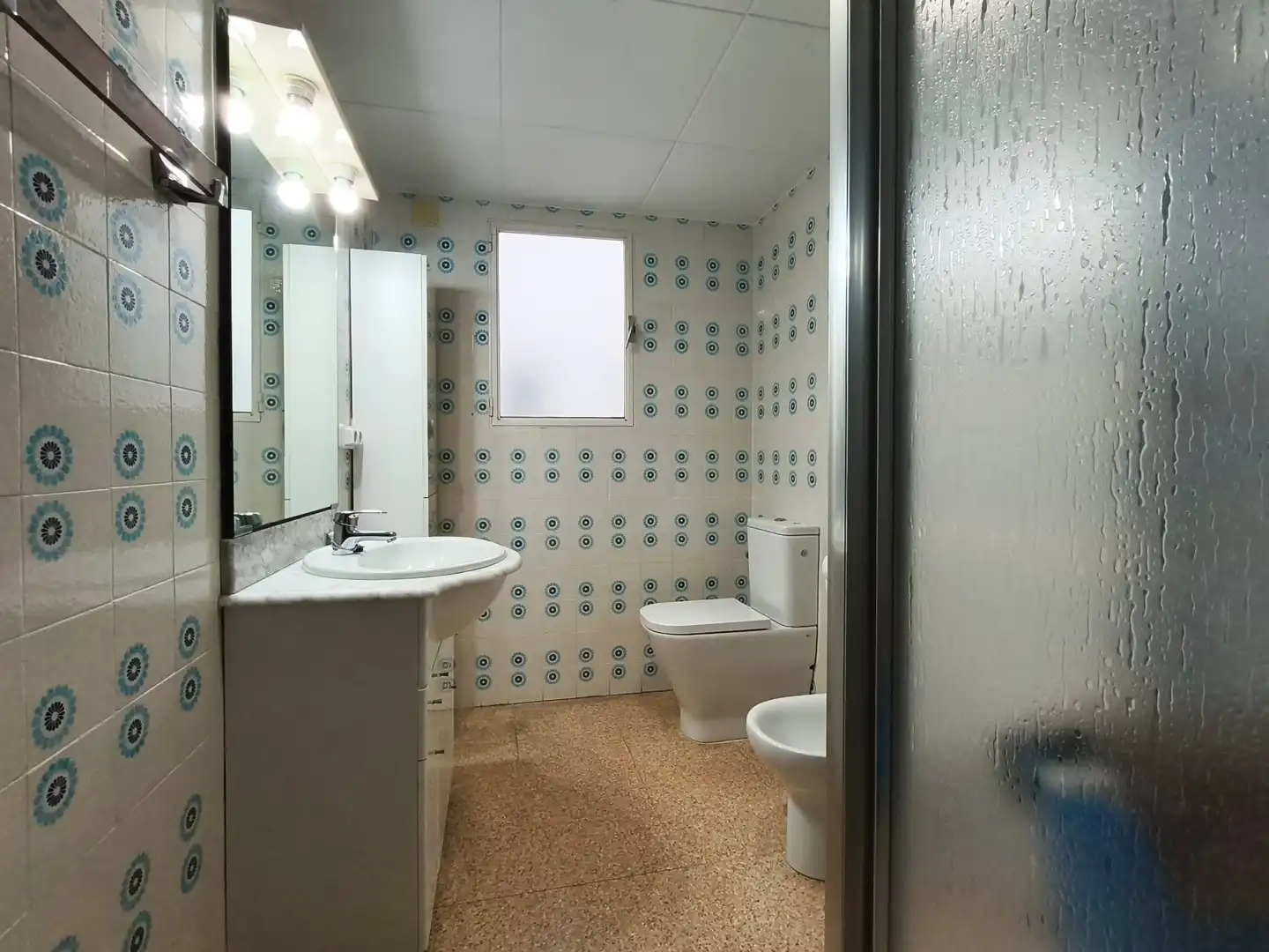 Baño de Piso en venta en Alcoy / Alcoi con Aire acondicionado, Trastero y Amueblado