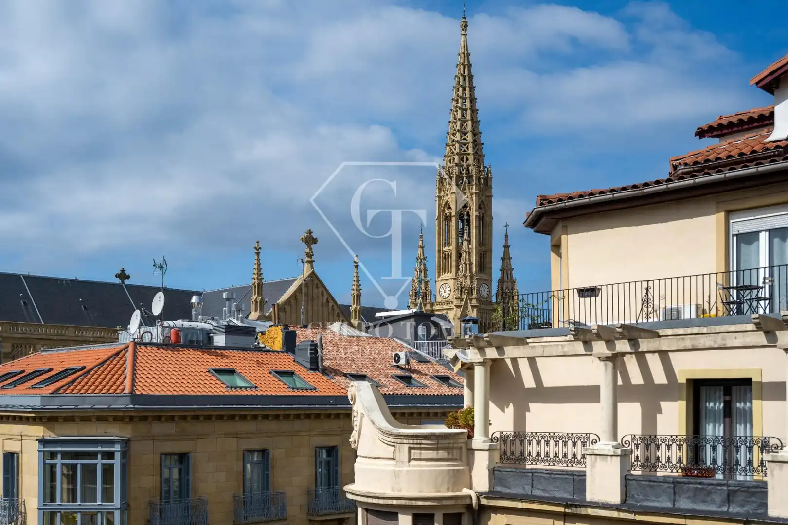Terraza de Piso en venta en Donostia - San Sebastián  con Calefacción y Balcón