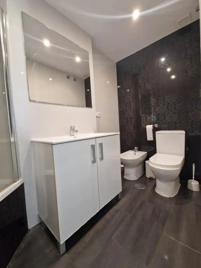 Piso con ascensor en venta en Barriada Río San Pedro, imagen 22