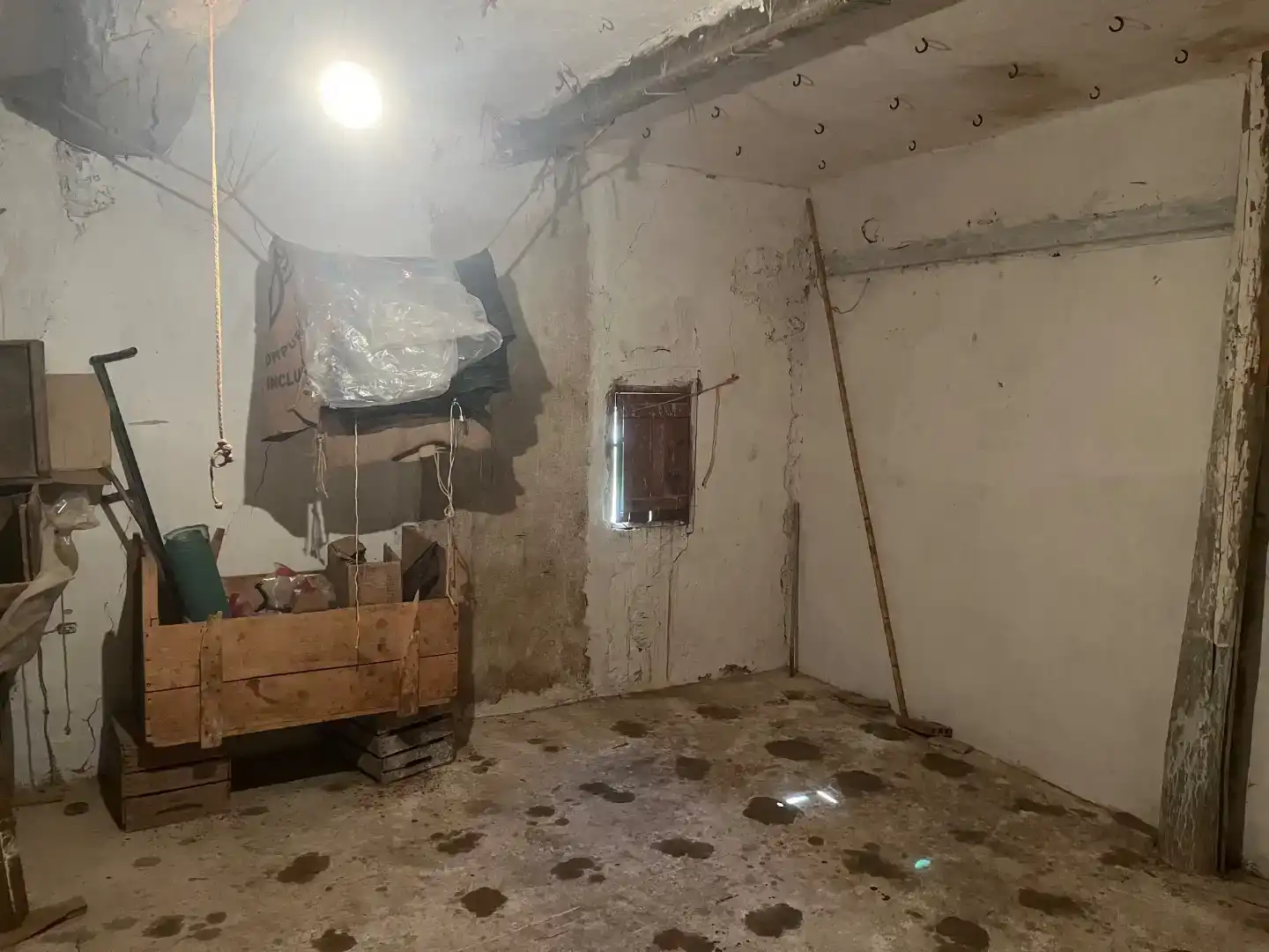 Casa adosada en venda en Alpuente amb Balcó
