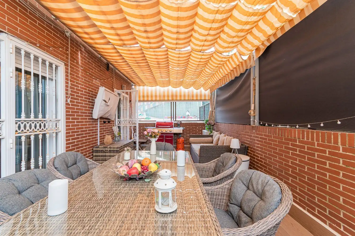 Terrace of Houses for sale in Fuenlabrada  with Air Conditioner, Heating and Storage room