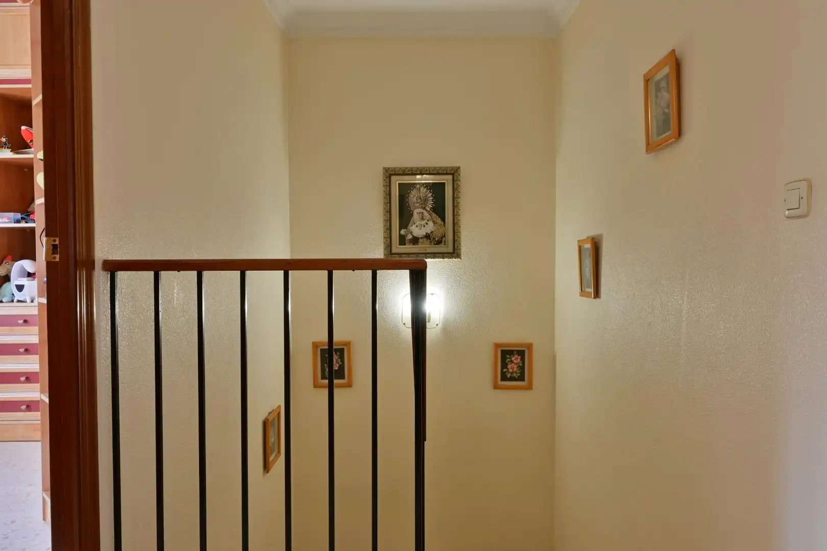 Houses for sale in Sevilla  with Air Conditioner and Terrace