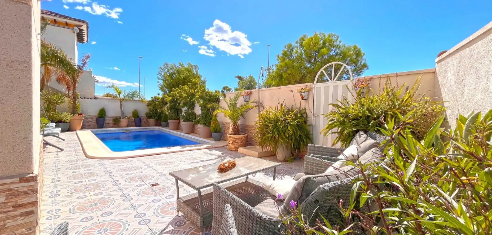 Piscina de Casa o xalet en venda en Orihuela amb Piscina