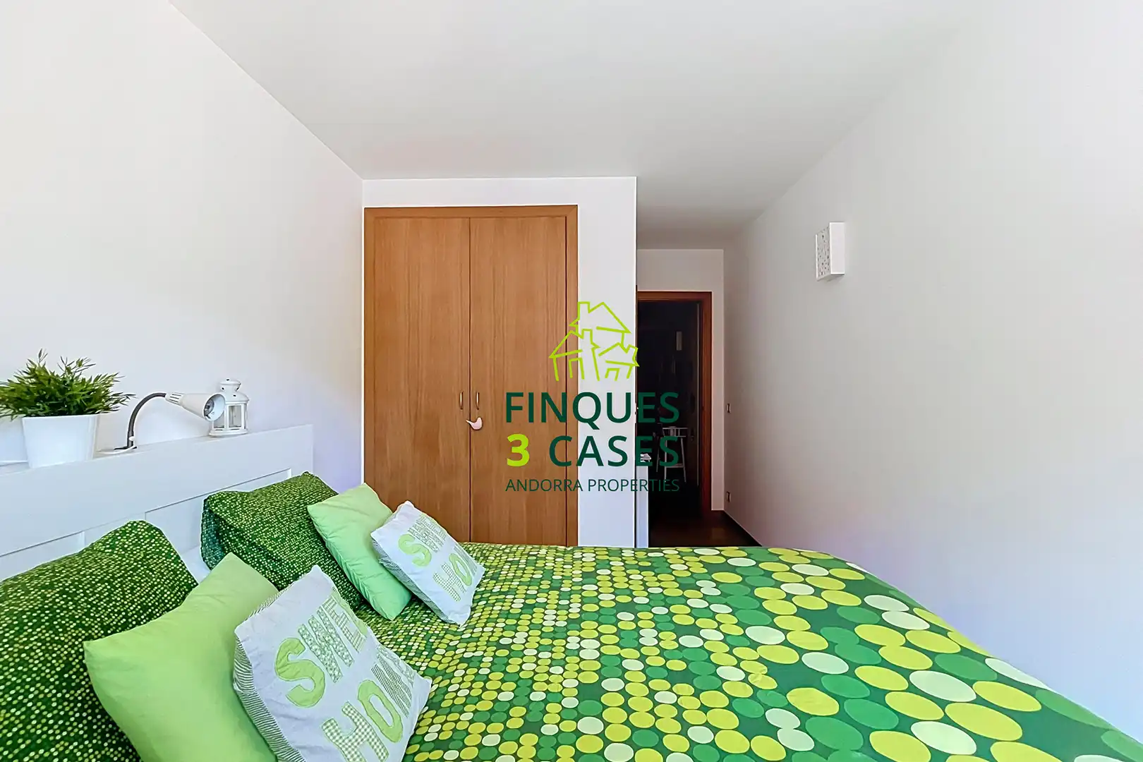 Habitación de Apartamento de alquiler en Canillo con Parquet, Amueblado y Horno