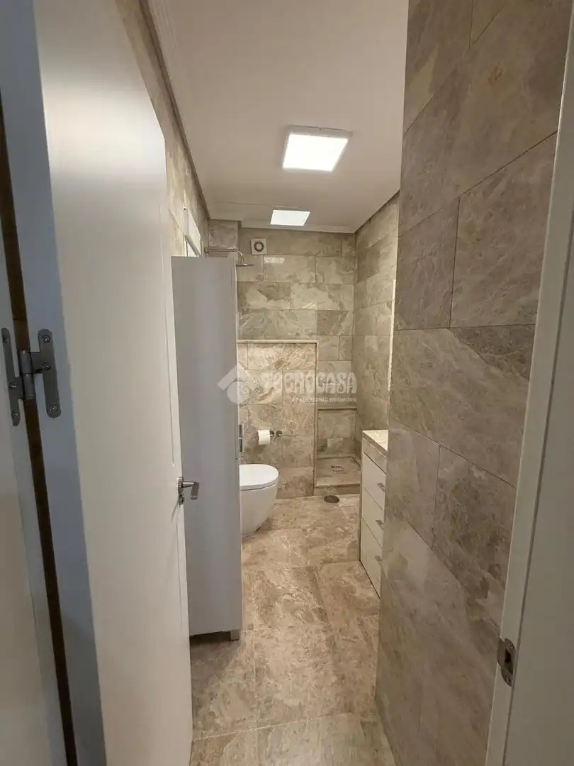 Baño de Casa o chalet en venta en Montequinto con Aire acondicionado, Jardín privado y Terraza
